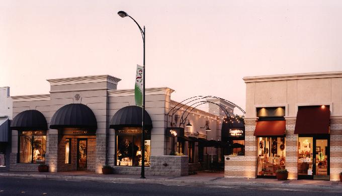 yubacityplumasplaza3